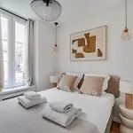 Residence Tour Eiffel By Studio Prestige