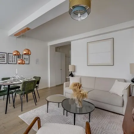 Tour Eiffel By Prestige Apartment *